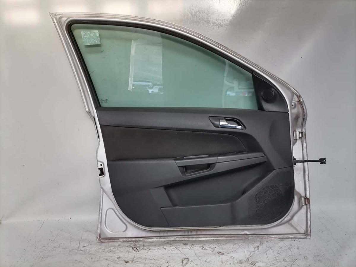 Opel Astra H original T&uuml;r vorn links Z157 Starsilber Bj.2004